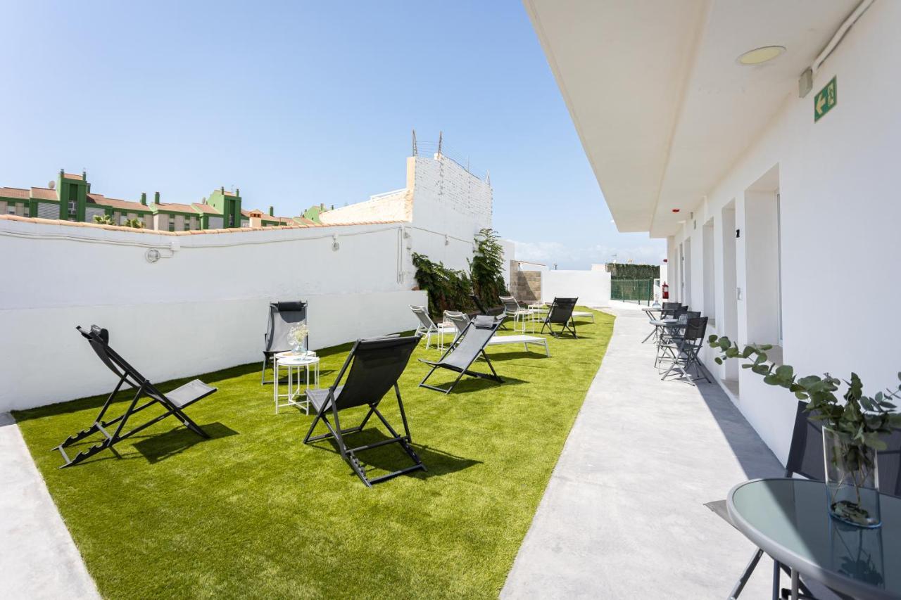 Apartamentos La Pelusa Malaga Luaran gambar